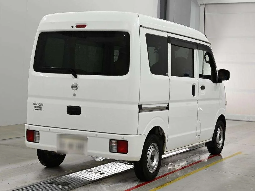 Nissan NV100 Clipper DR17V 2022